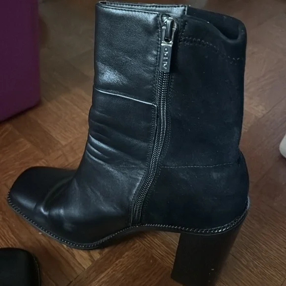 Aldo black patent Leather and Suede Boots size 9 - Picture 5 of 8